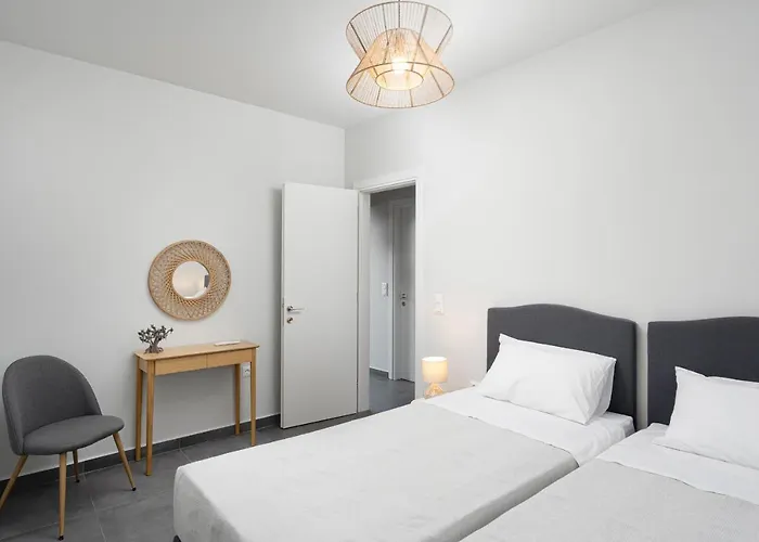 The H Experience Blackbird Spacious 2Bd Apartment Close To The Beach