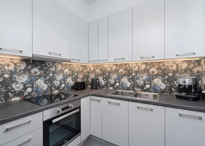 The H Experience Blackbird Spacious 2Bd Apartment Close To The Beach