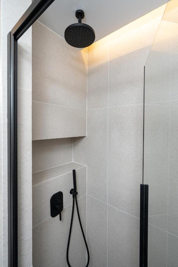 Apartment The H Experience Blackbird Spacious 2bd Close To The